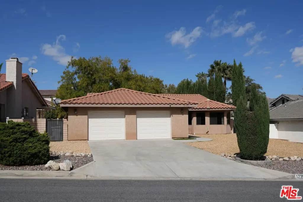 17750 Rancho Bonita Road, Victorville, CA — listing photo 1