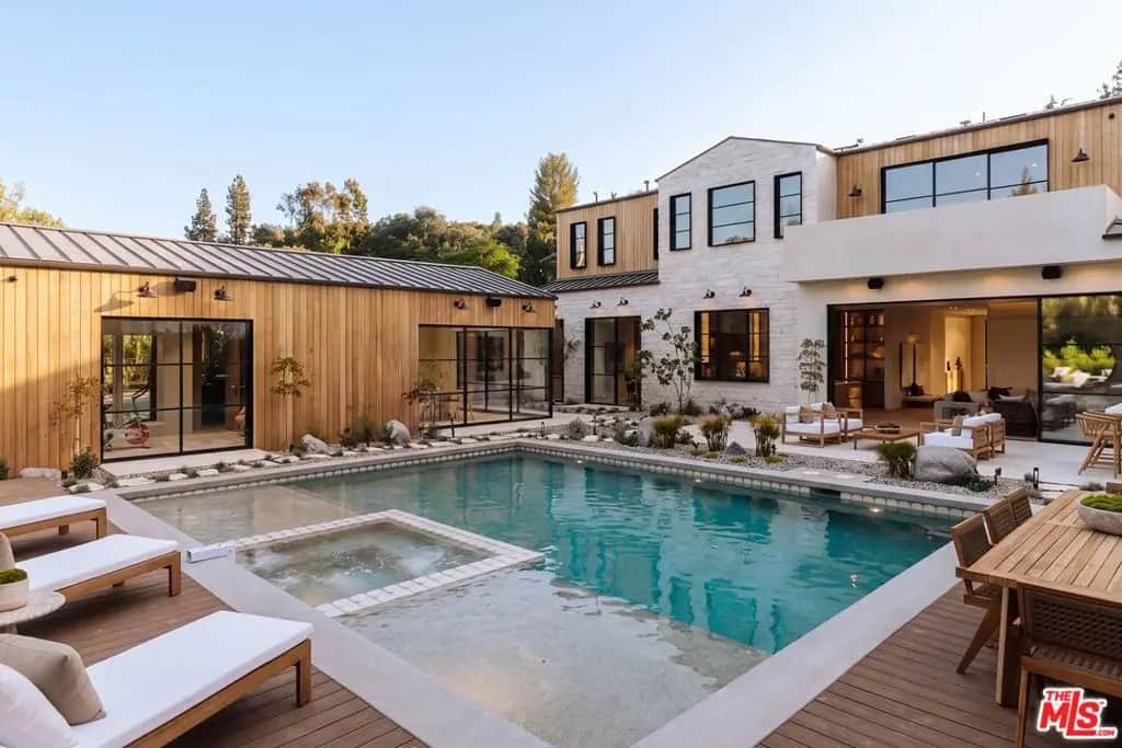 16541 Bosque Drive, Encino, CA — listing photo 1