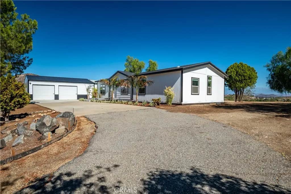 33310 Homestead Lane, Wildomar, CA — listing photo 1