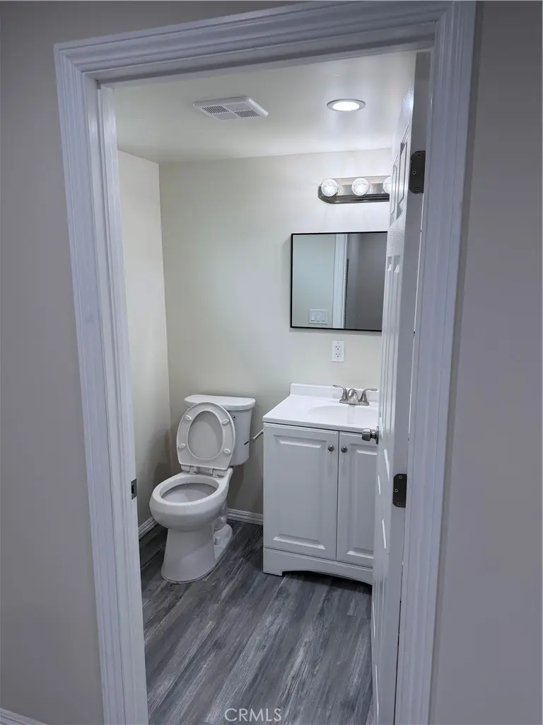 1621 Gish Avenue 5, Long Beach, CA — listing photo 1