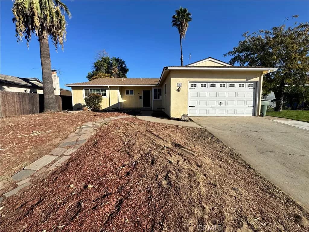 107 W Richert, Clovis, CA — listing photo 1