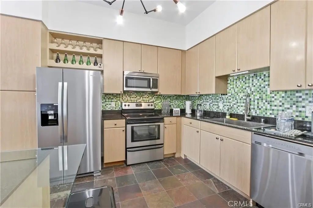 488 E Ocean Boulevard 612, Long Beach, CA — listing photo 1
