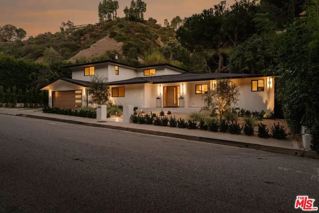 1902 Roscomare Road, Los Angeles, CA — listing photo 1