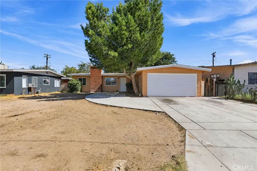 38726 Sumac, Palmdale, CA — listing photo 1