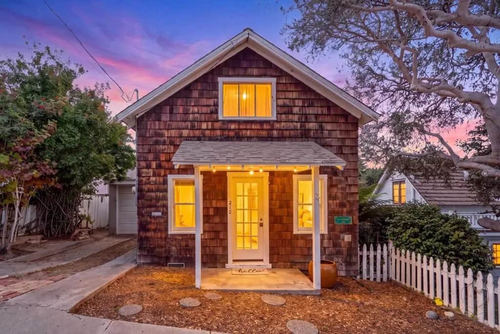 212 11th Street, Pacific Grove, CA — listing photo 1