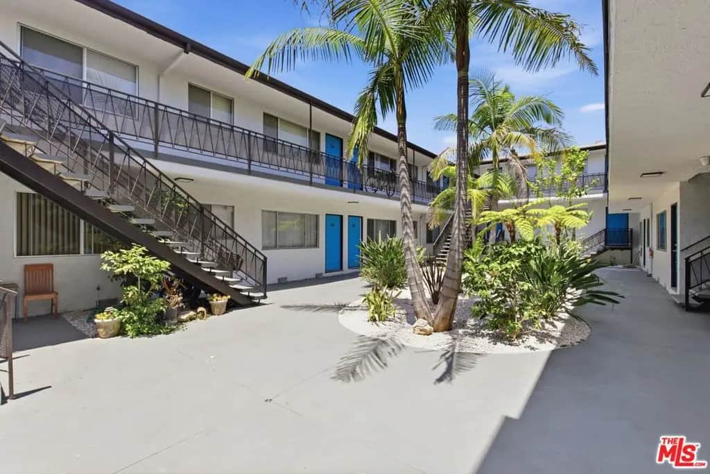 3401 Ocean Park Boulevard 205, Santa Monica, CA — listing photo 1