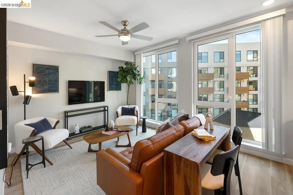260 Brooklyn Basin Way 552, Oakland, CA — listing photo 1