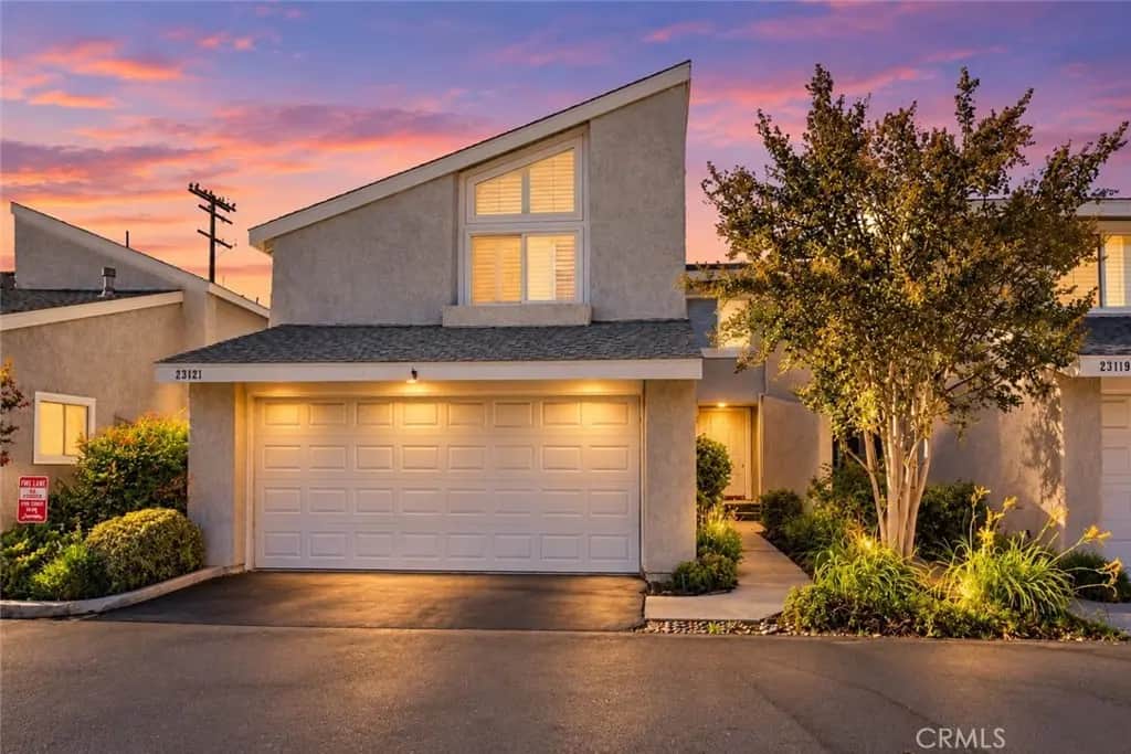 23121 Yvette, Valencia, CA — listing photo 1