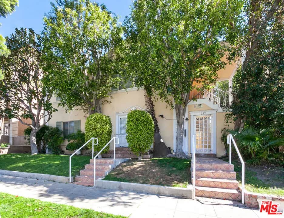 212 S LASKY Drive 3, Beverly Hills, CA — listing photo 1