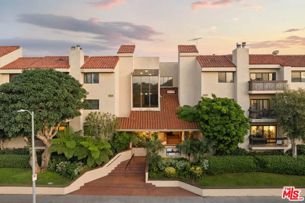 8180 Manitoba Street 105, Playa Del Rey, CA — listing photo 1