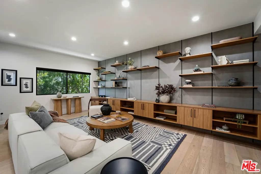 234 S Tower Drive 4, Beverly Hills, CA — listing photo 1