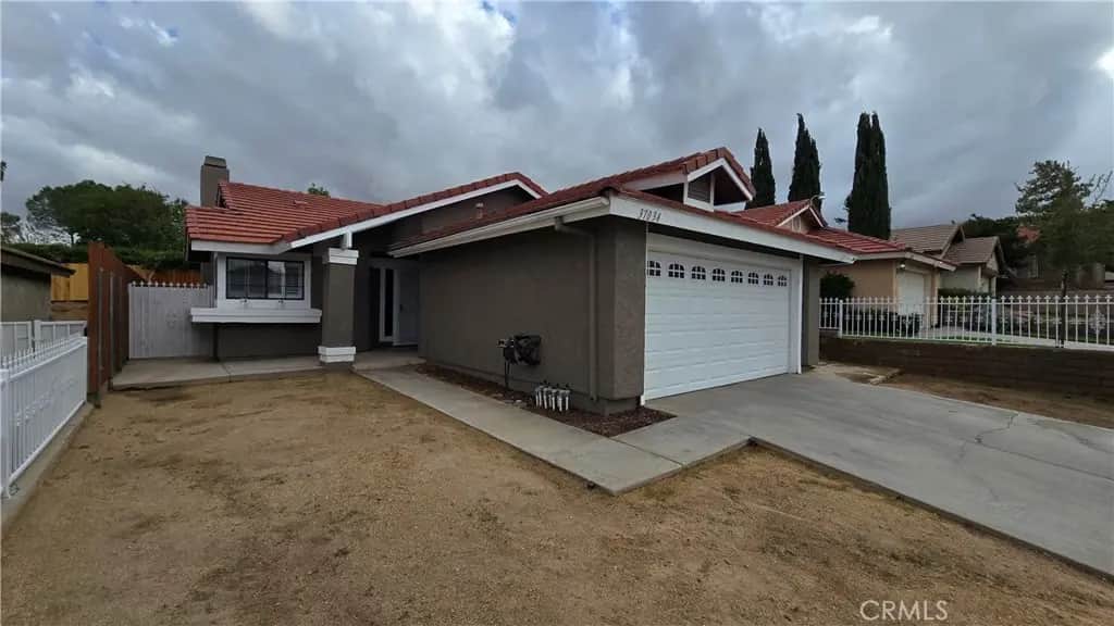 37034 Potter, Palmdale, CA — listing photo 1