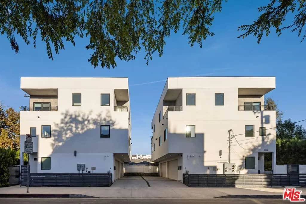 13822 Oxnard Street, Valley Glen, CA — listing photo 1