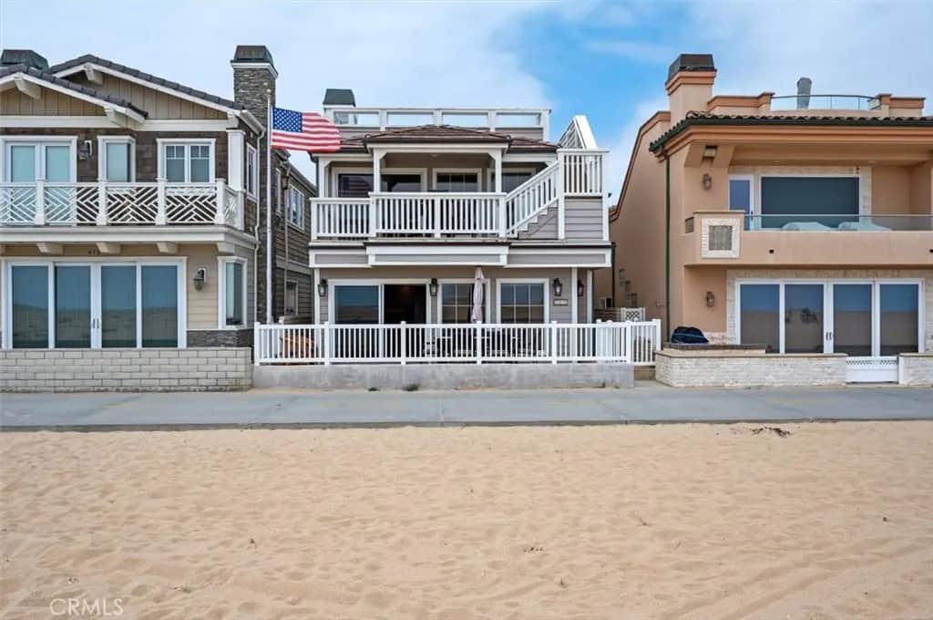 608 W Oceanfront, Newport Beach, CA — listing photo 1