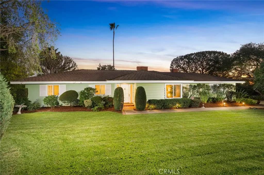 1032 W Leadora Avenue, Glendora, CA — listing photo 1