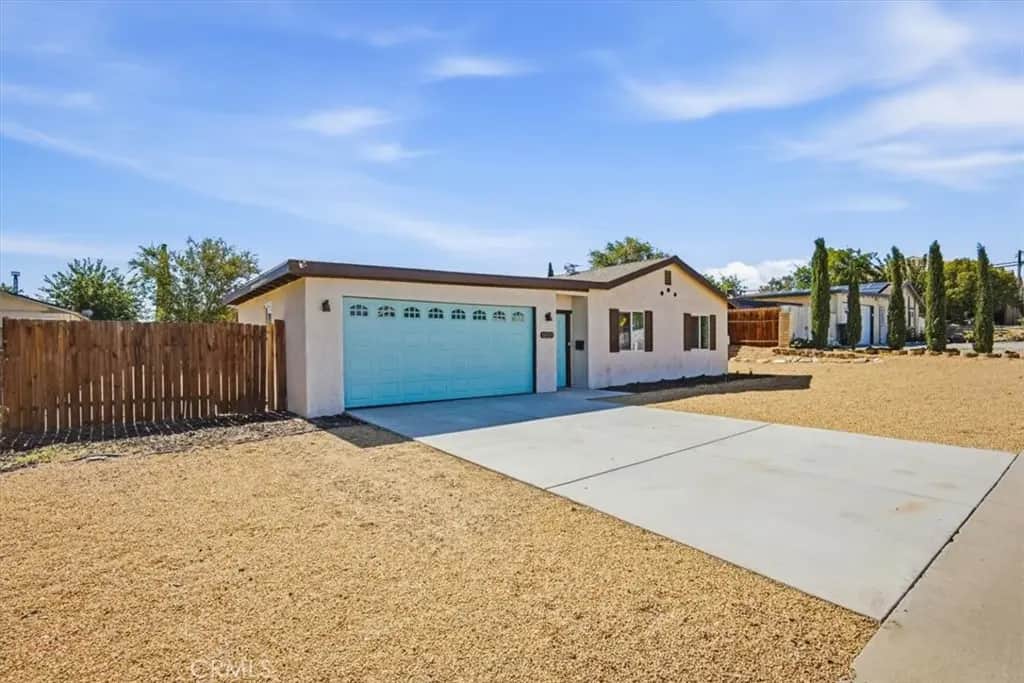 16523 Lariat, Victorville, CA — listing photo 1