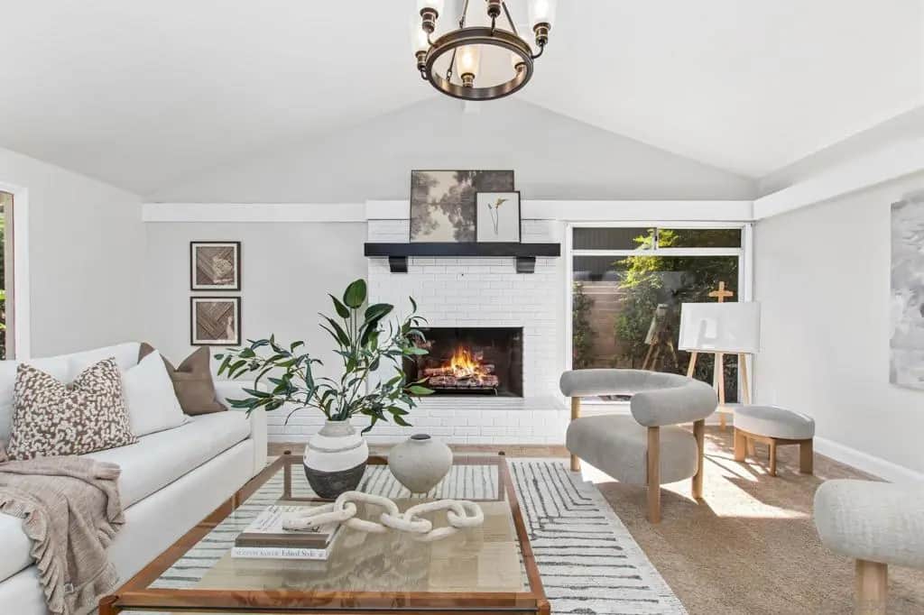 7046 Murray Park Dr, San Diego, CA — listing photo 1