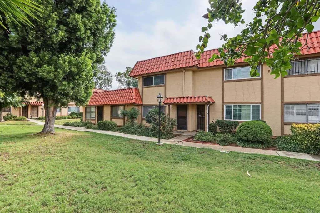 906 N Fig Street E, Escondido, CA — listing photo 1