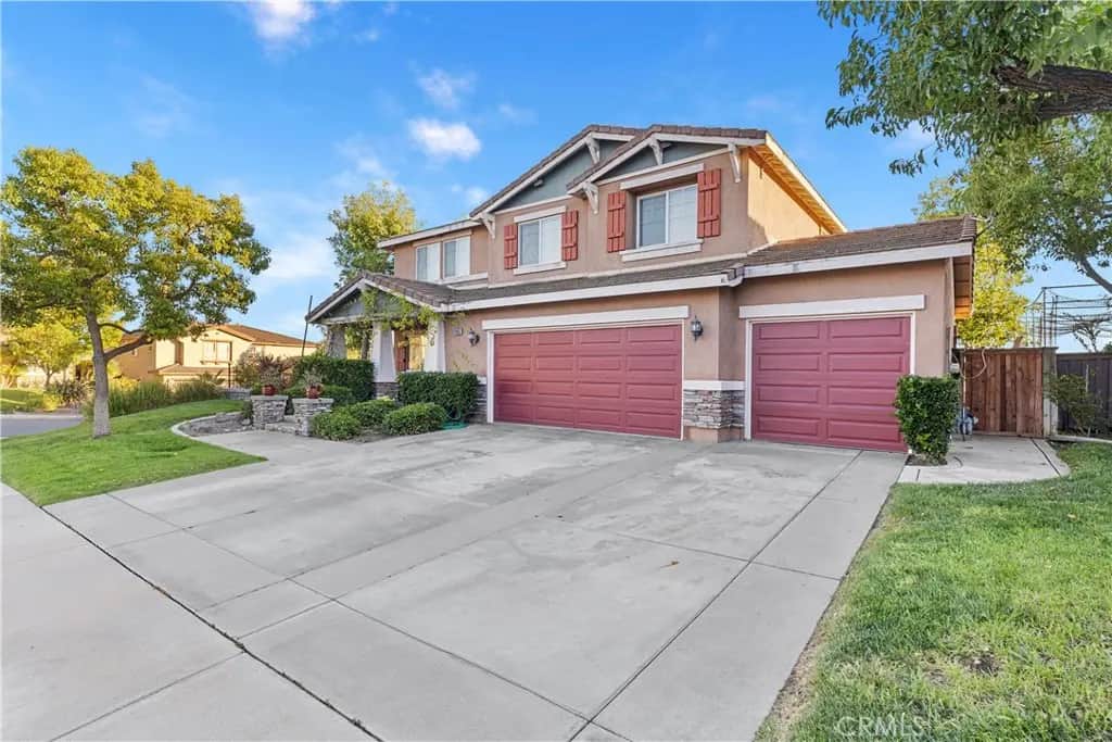 29351 Deerfield Circle, Murrieta, CA — listing photo 1
