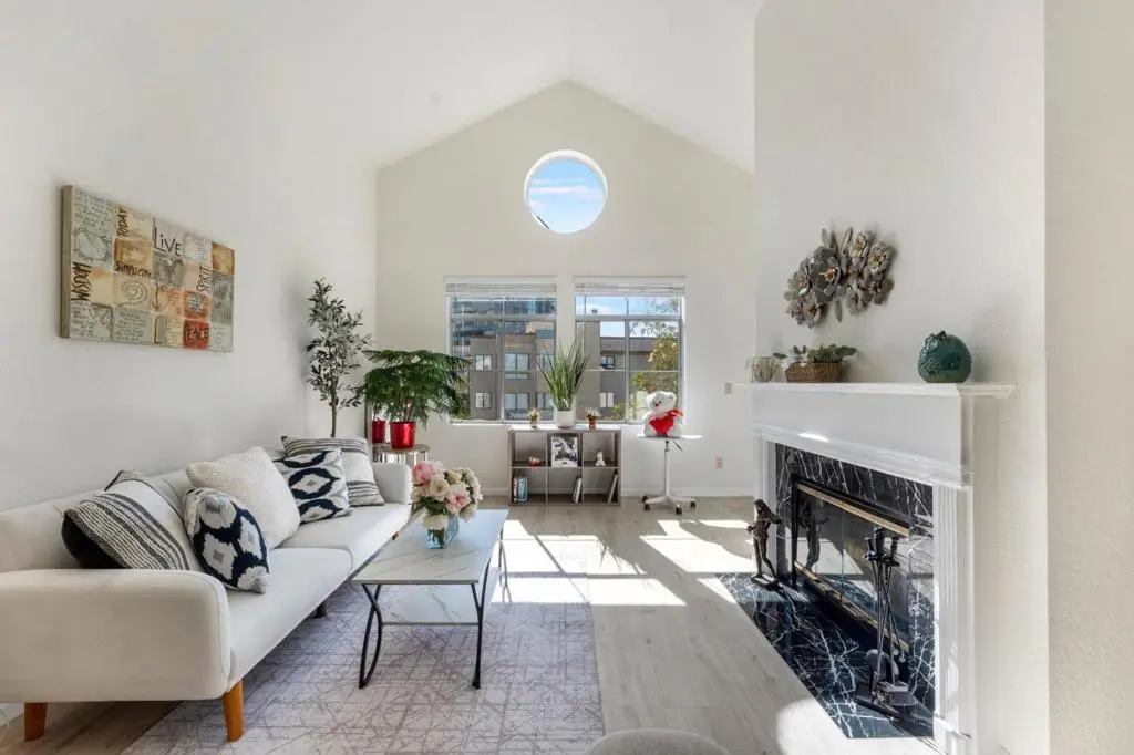 535 Pierce Street 2310, Albany, CA — listing photo 1