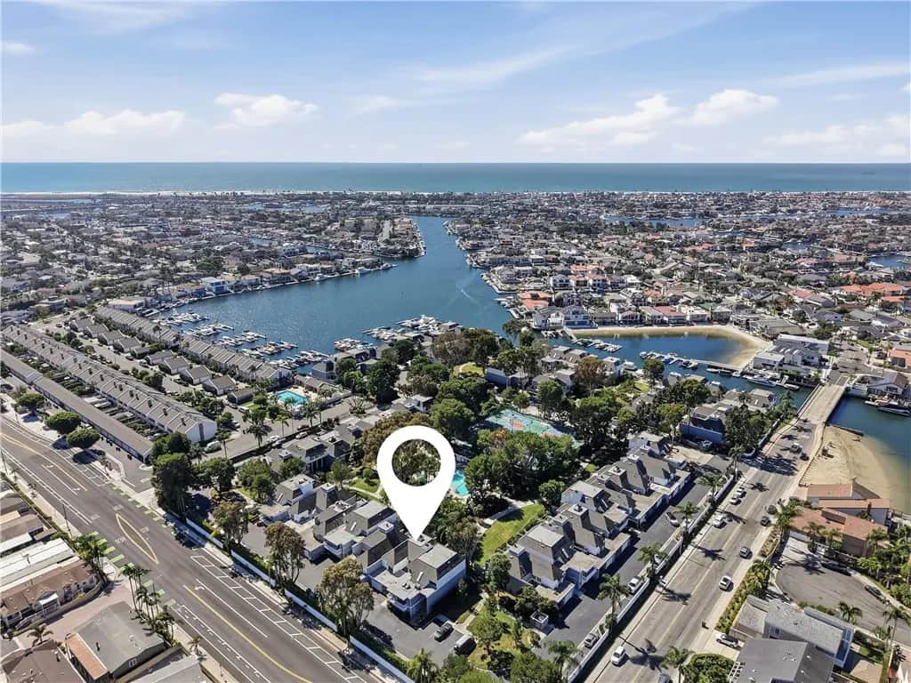 16387 Forest Hills, Huntington Beach, CA — listing photo 1