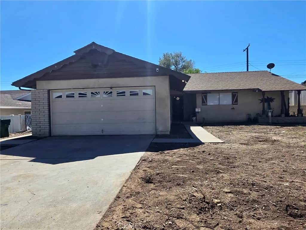 992 W Hoffer, Banning, CA — listing photo 1