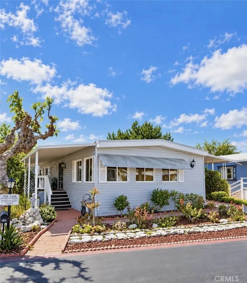 27361 Sierra Highway 183, Canyon Country, CA — listing photo 1