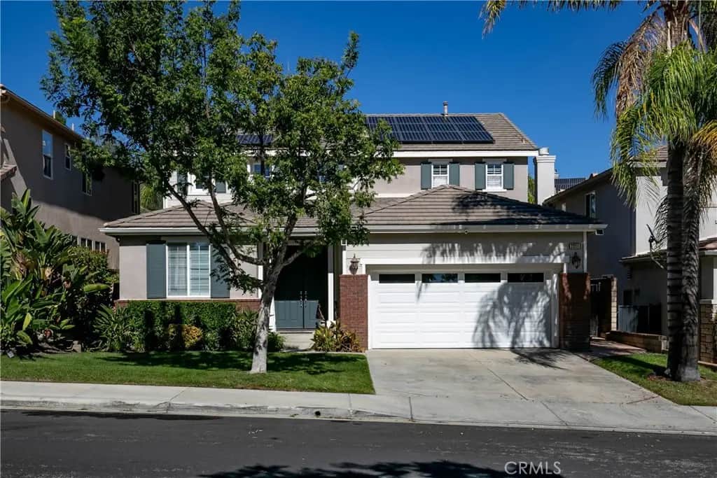22211 Celestial, Saugus, CA — listing photo 1