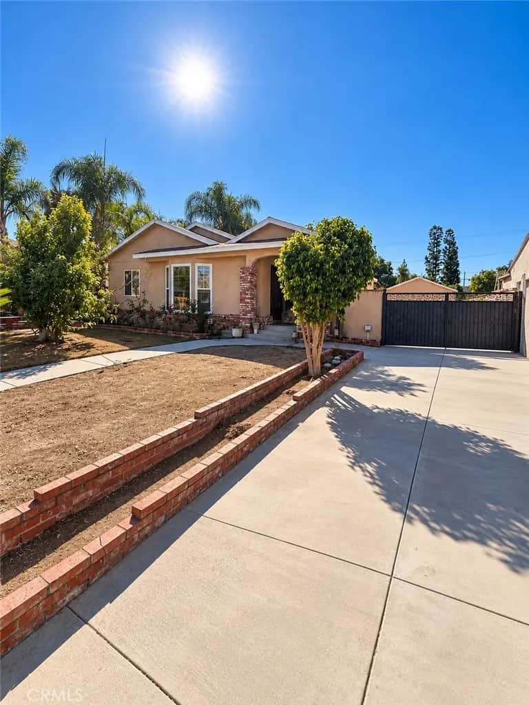 1106 E Charlinda, West Covina, CA — listing photo 1