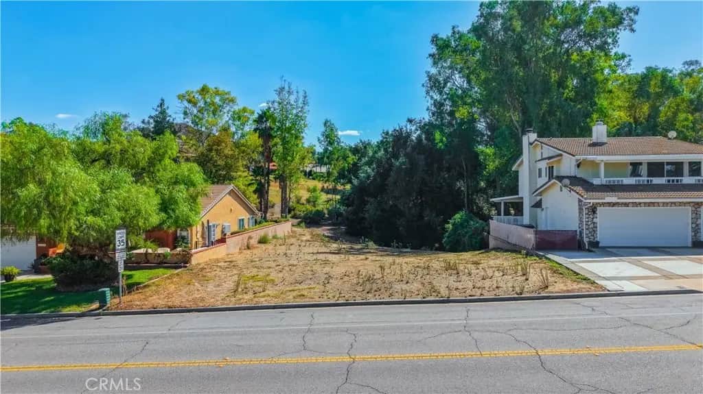 23377 Continental Drive, Canyon Lake, CA — listing photo 1