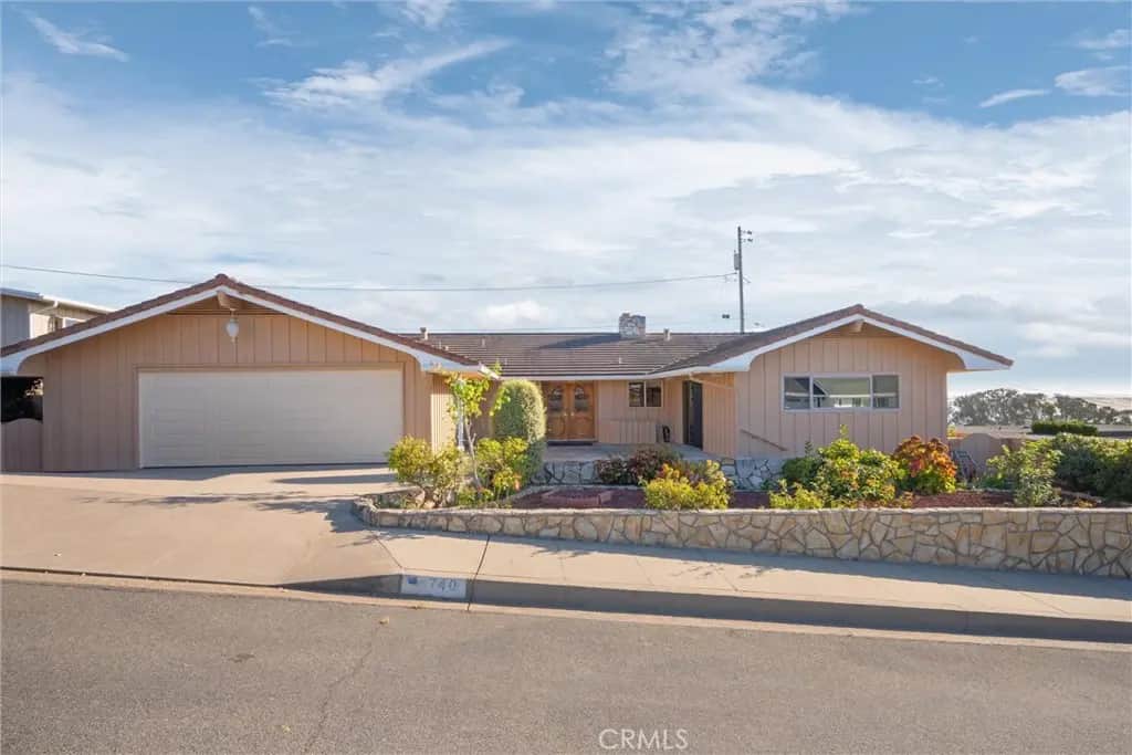 740 Alta Court, Morro Bay, CA — listing photo 1