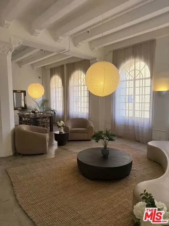 5217 Hollywood Boulevard A301, Los Angeles, CA — listing photo 1