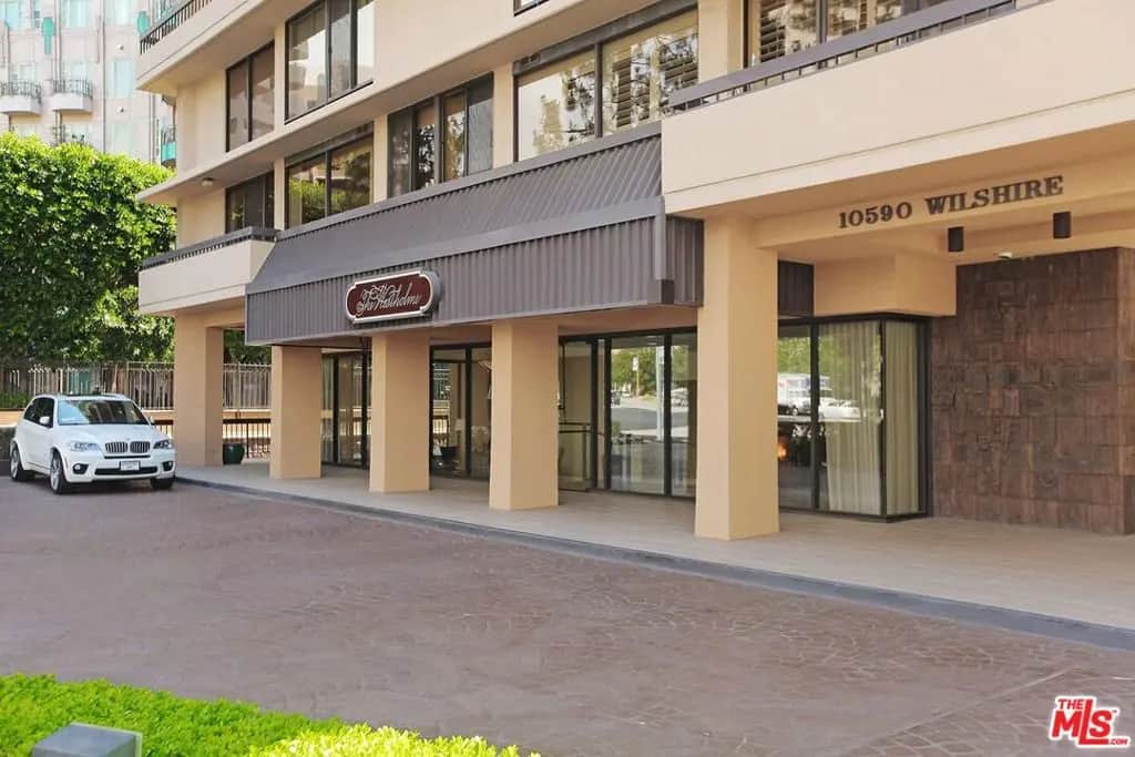 10590 Wilshire Boulevard 302, Los Angeles, CA — listing photo 1