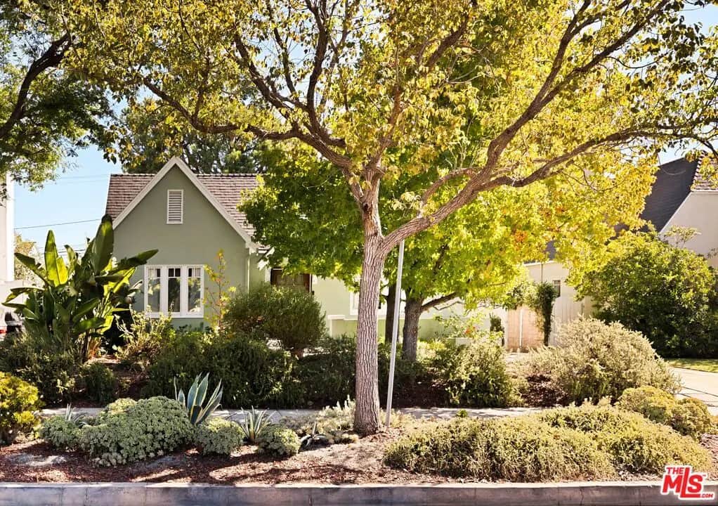 336 N Beachwood Drive, Los Angeles, CA — listing photo 1