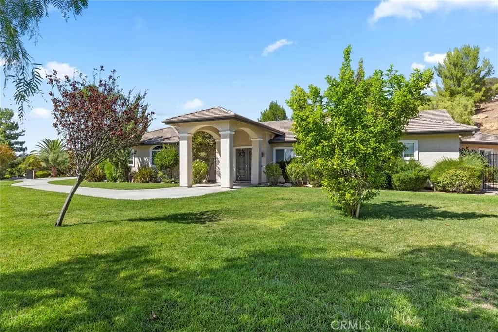 38580 Celine Cove, Murrieta, CA — listing photo 1