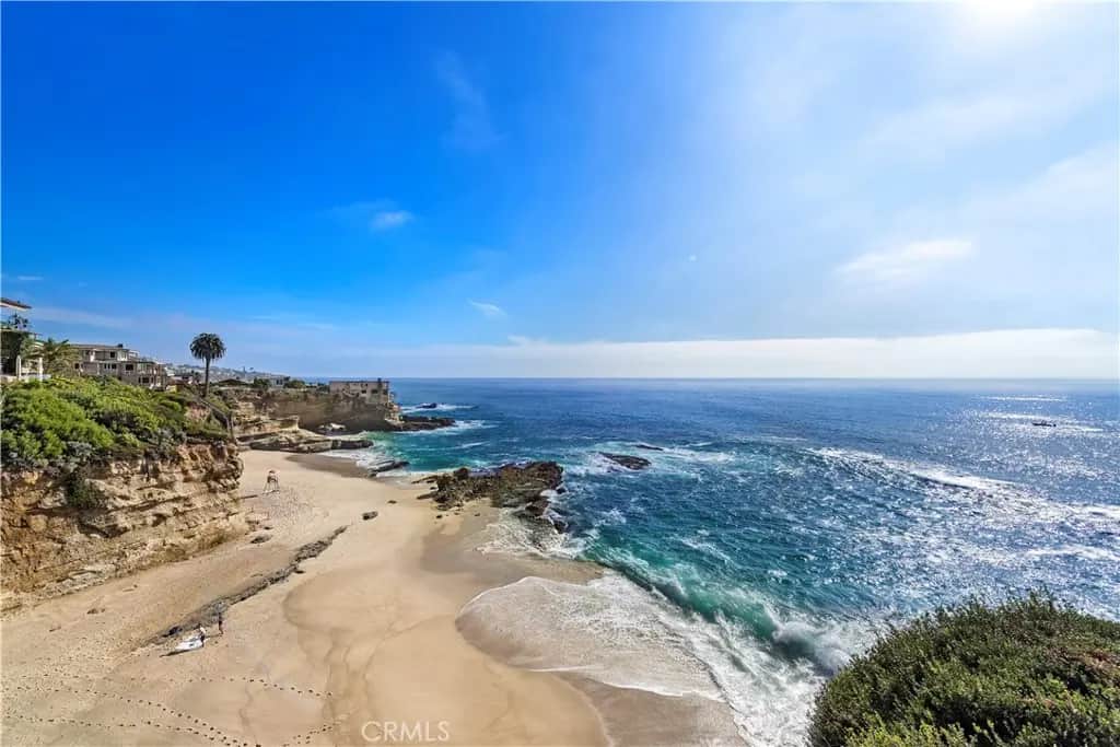 31561 Table Rock Drive 202, Laguna Beach, CA — listing photo 1