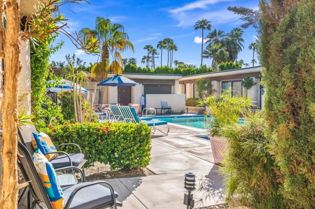 73315 Shadow Mountain Drive 8, Palm Desert, CA — listing photo 1