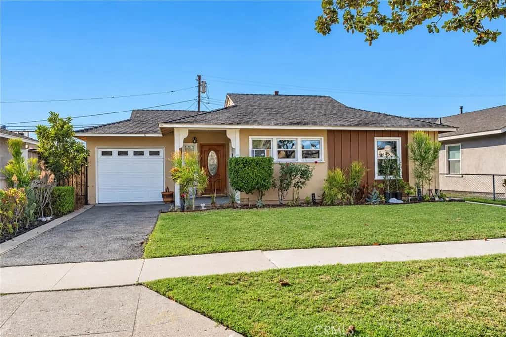 10643 Orr And Day Road, Santa Fe Springs, CA — listing photo 1