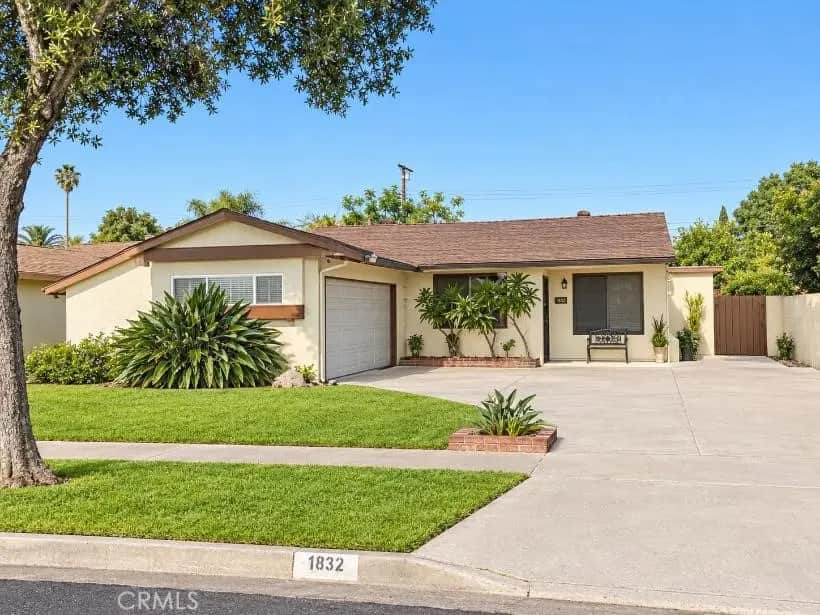 1832 S Bamdal, Santa Ana, CA — listing photo 1