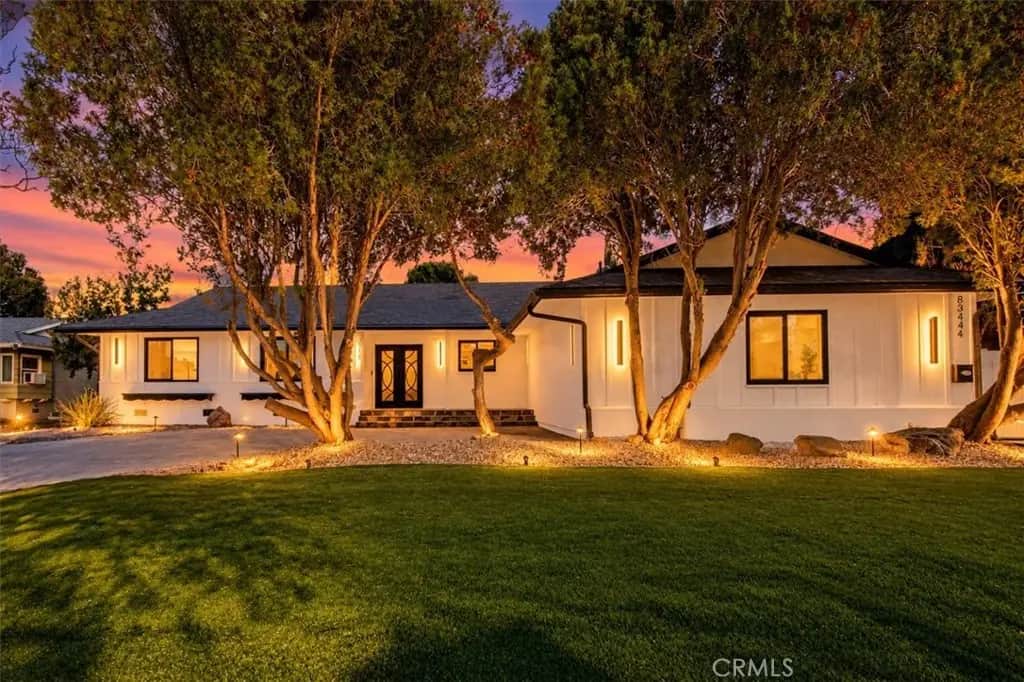 8346 Moorcroft Avenue, West Hills, CA — listing photo 1