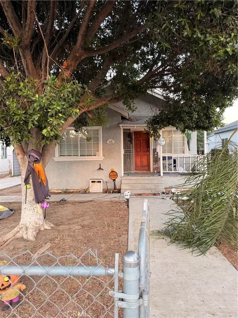 1018 6th, Redlands, CA — listing photo 1