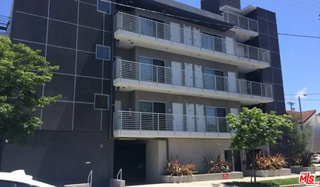 11776 IDAHO Avenue 303, Los Angeles, CA — listing photo 1
