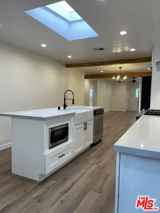 5721 Case Avenue Main House, North Hollywood, CA — listing photo 1