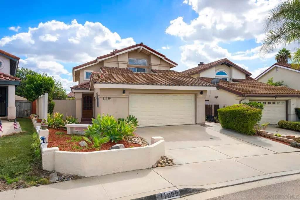 11689 Via Nicole, El Cajon, CA — listing photo 1