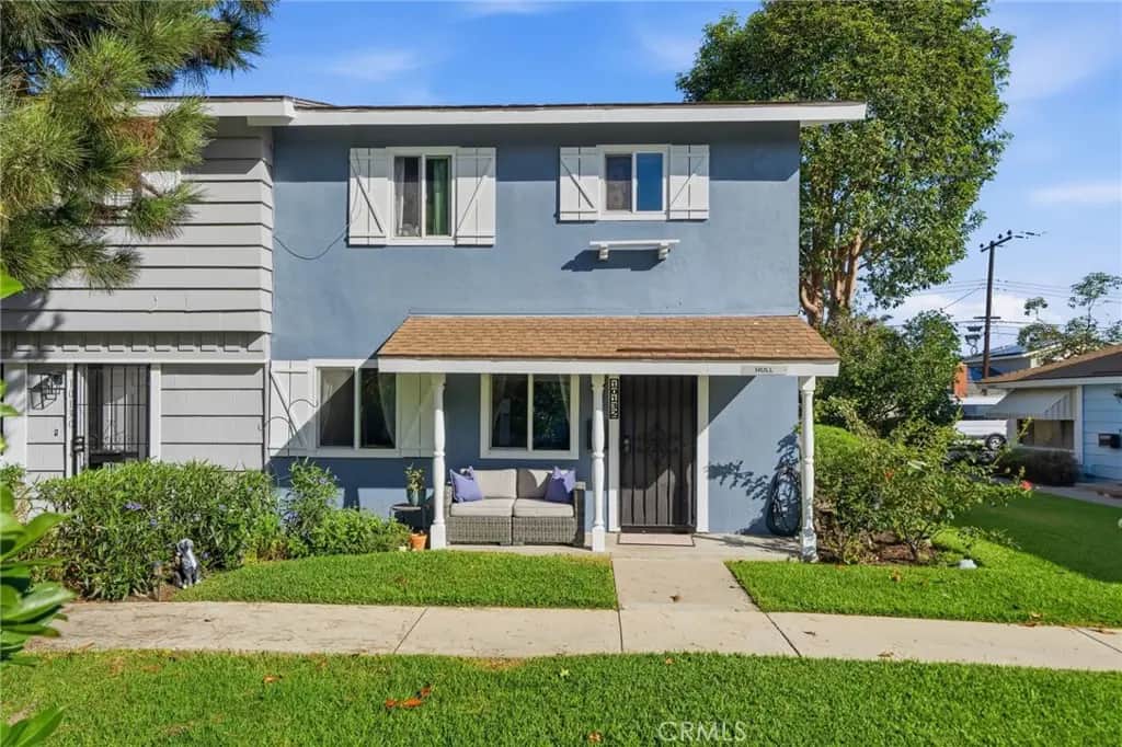 10132 Hull Drive, Huntington Beach, CA — listing photo 1
