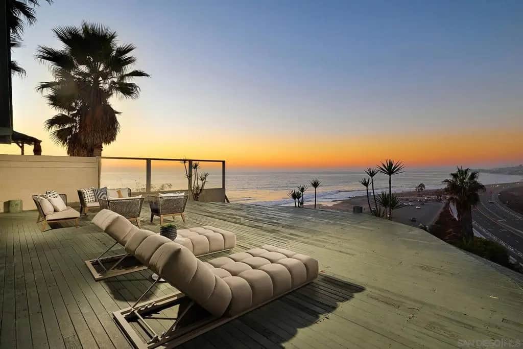 658 E Circle Drive, Solana Beach, CA — listing photo 1