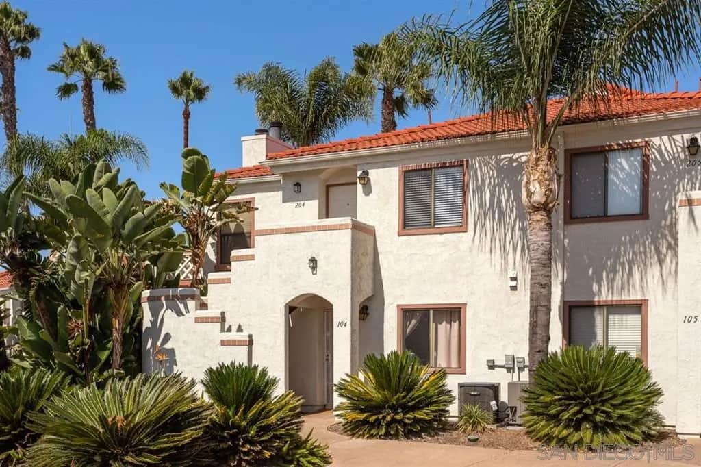9388 Twin Trails Dr 204, San Diego, CA — listing photo 1