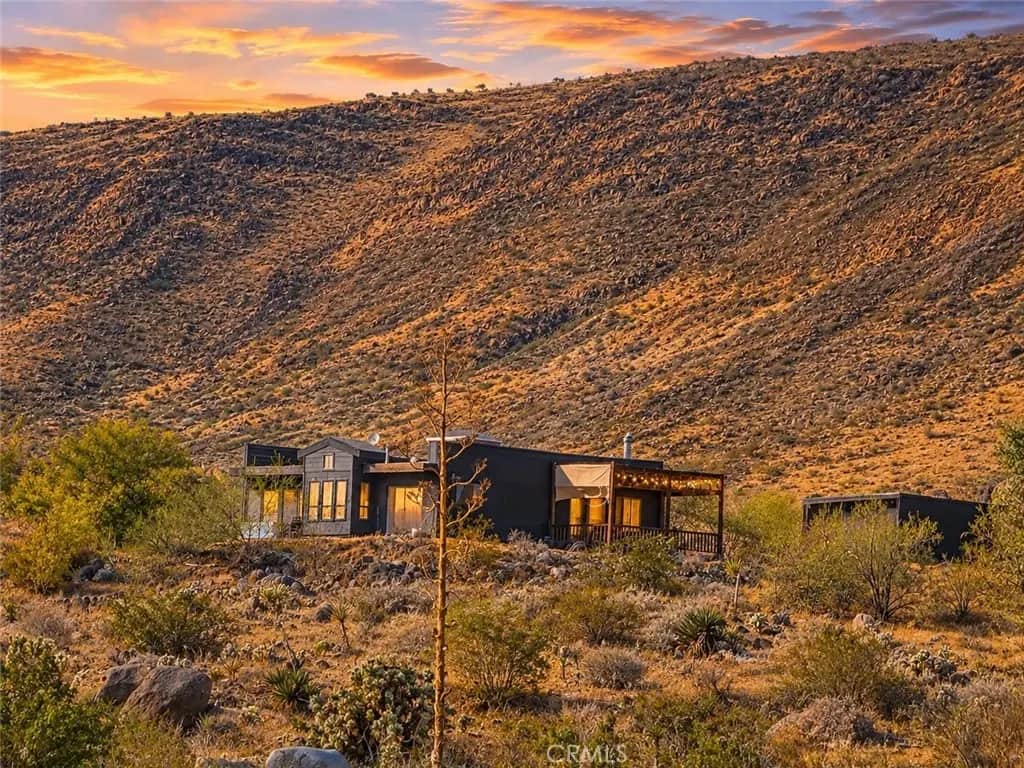 2073 Deer, Yucca Valley, CA — listing photo 1
