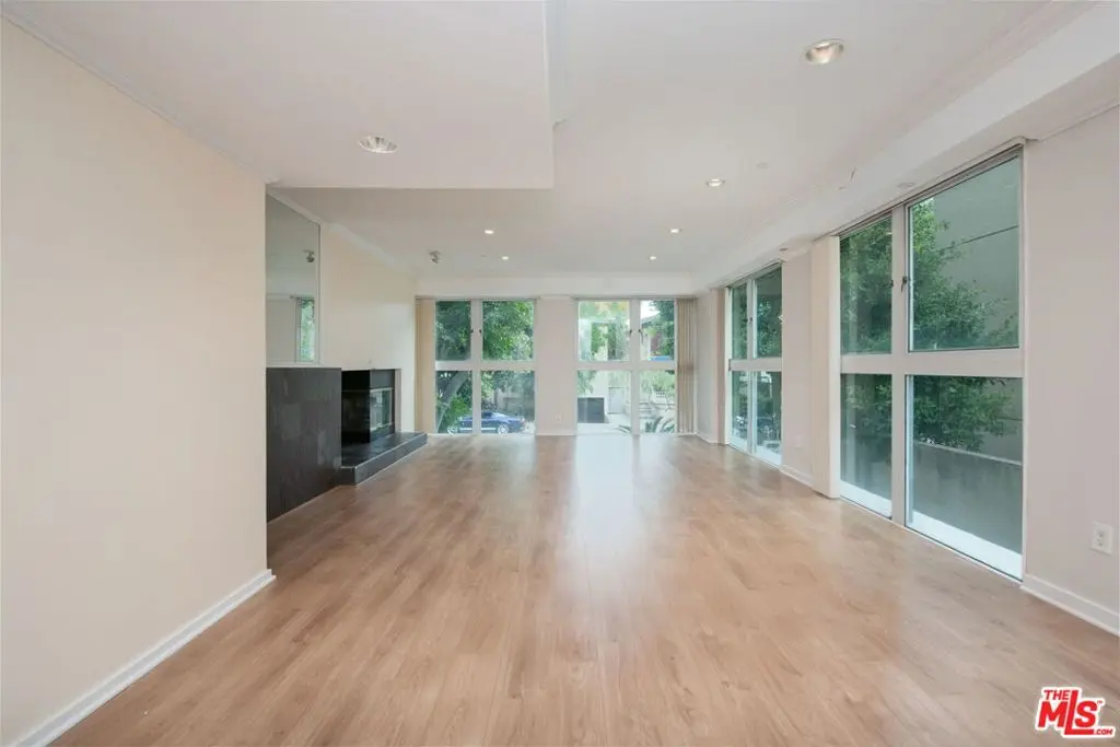 1927 Glendon Avenue 101, Los Angeles, CA — listing photo 1