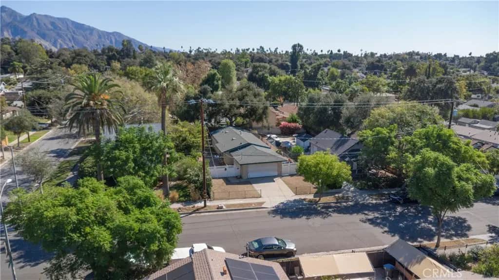 1914 Mentone, Pasadena, CA — listing photo 1